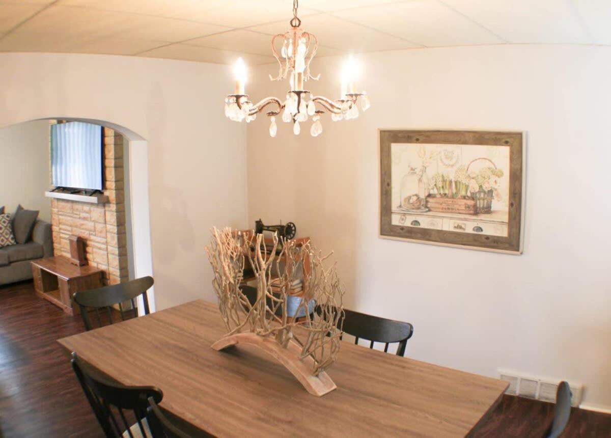 Massive 4 Bed House-Short Walk To Amazing View Lejlighed Pittsburgh Eksteriør billede