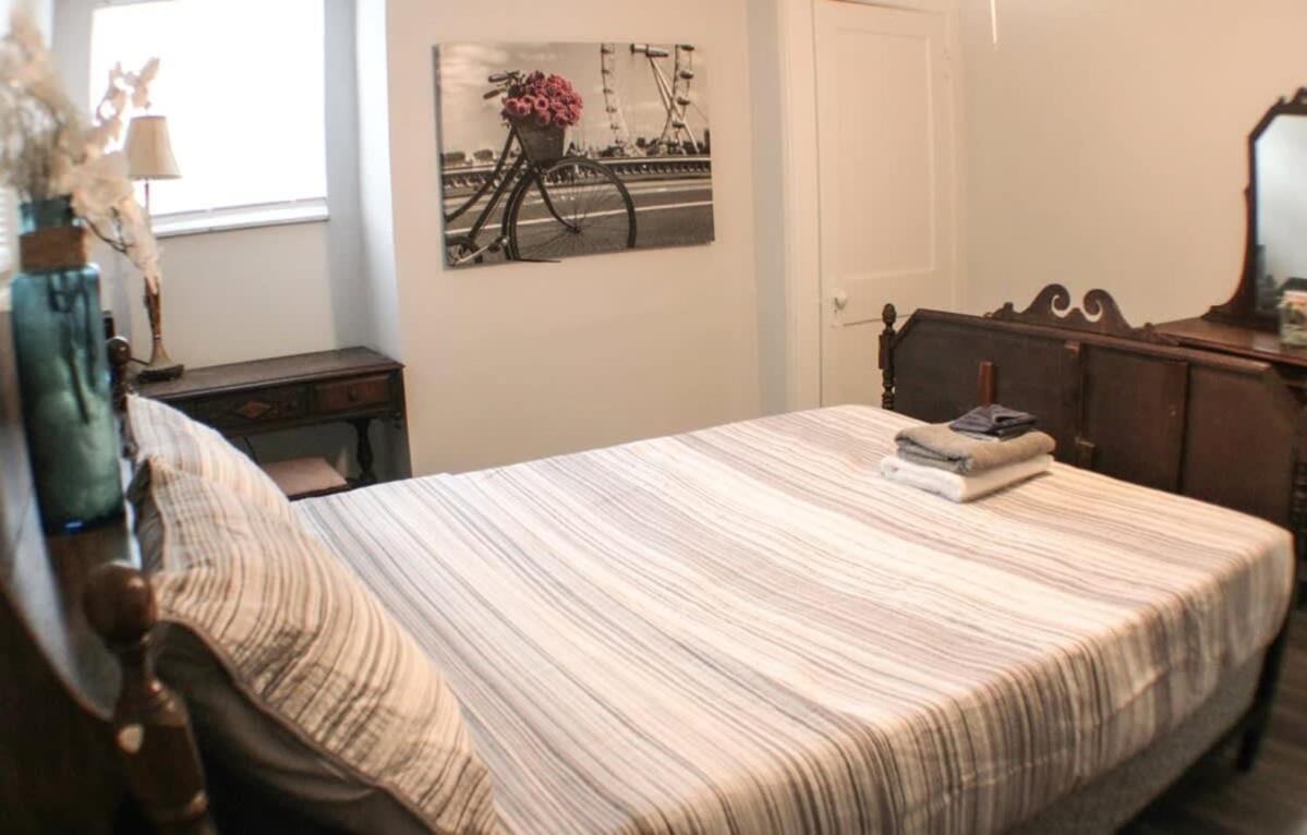 Massive 4 Bed House-Short Walk To Amazing View Lejlighed Pittsburgh Eksteriør billede