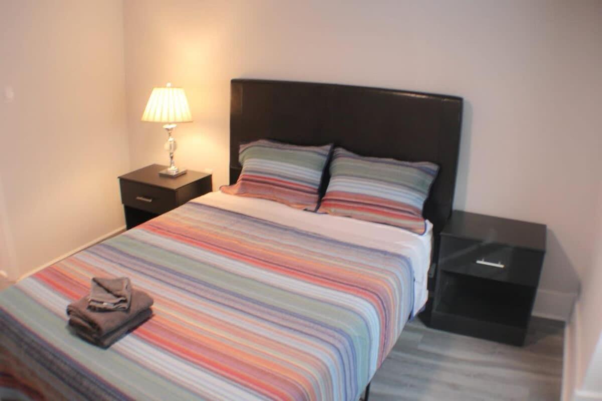 Massive 4 Bed House-Short Walk To Amazing View Lejlighed Pittsburgh Eksteriør billede